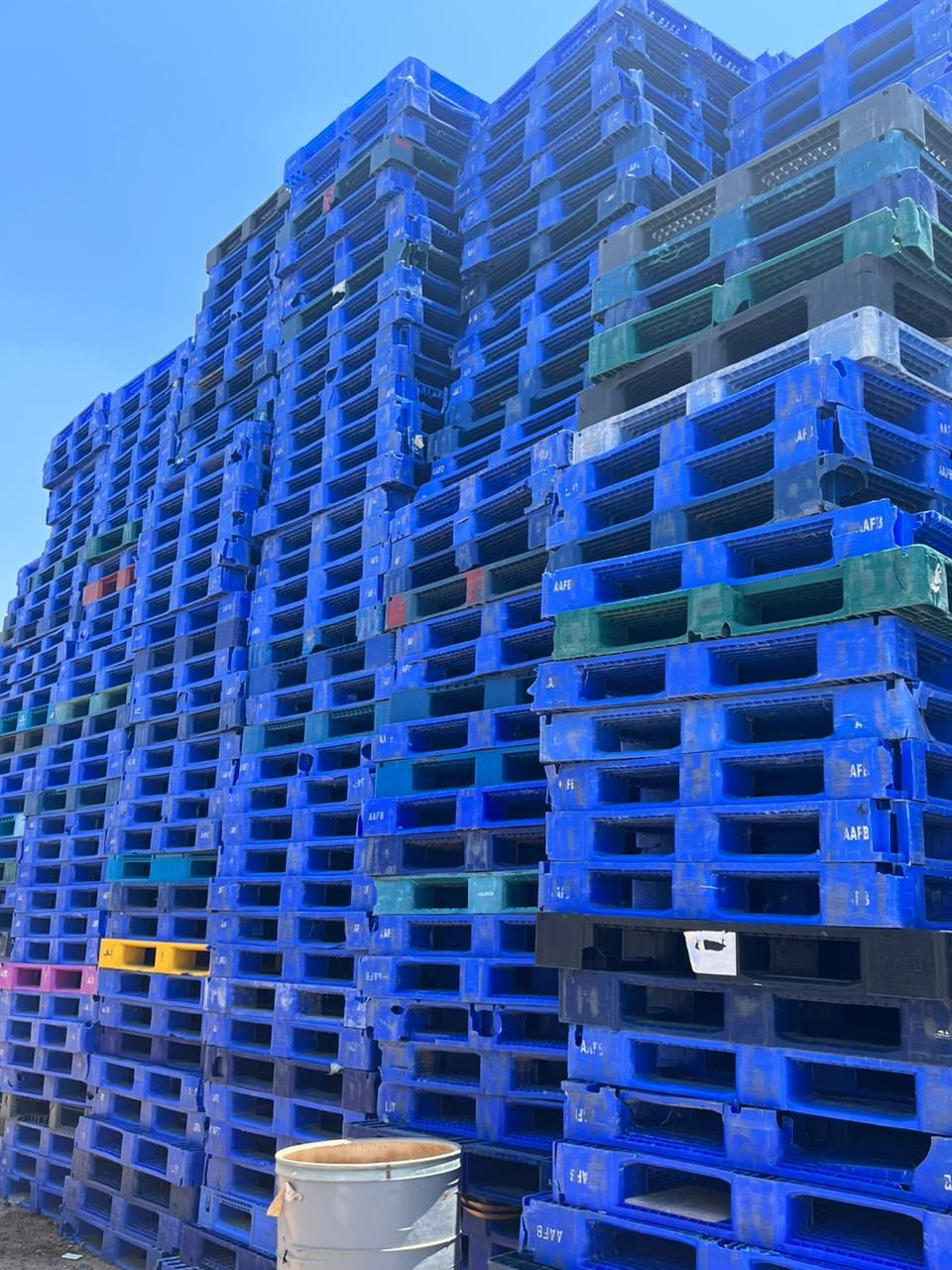 HDPE Injection Pallets Regrind